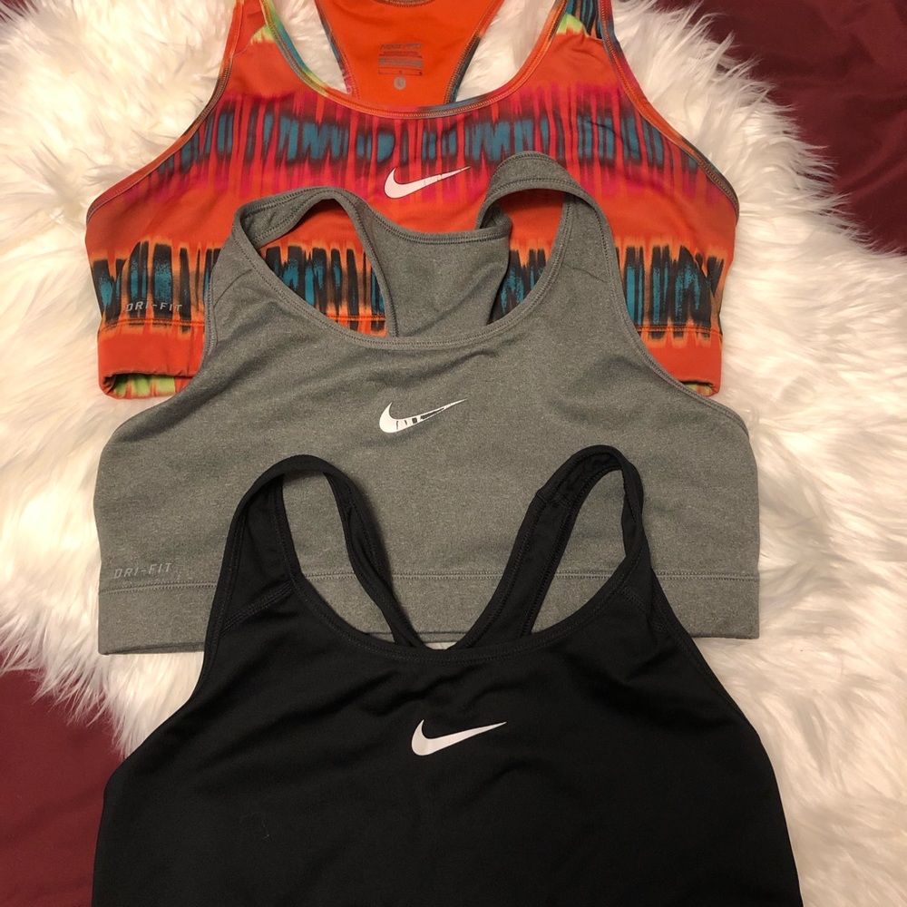 Nike sports bras all fit like a MEDIUM